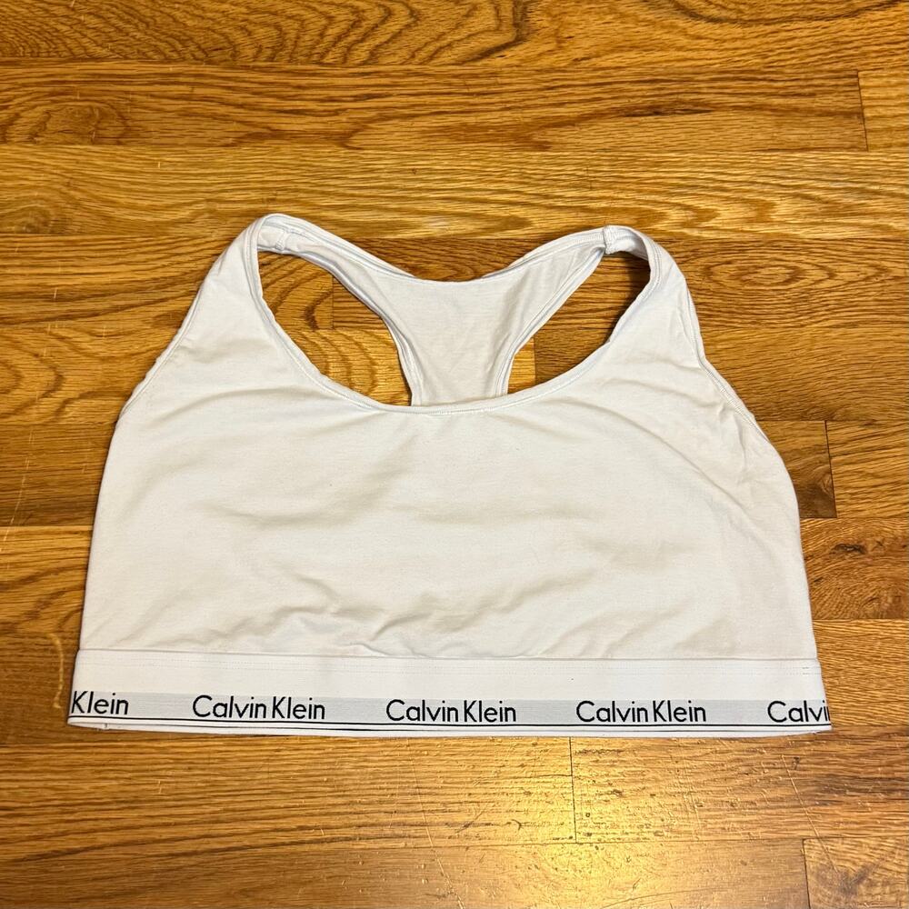 Calvin Klein Women’s 2XL White Racerback Bra Casual Basic Classic Print Retro